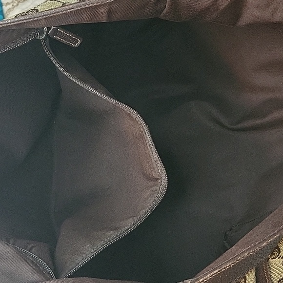 Gucci Medium Size Bag Authentic - Picture 15 of 17